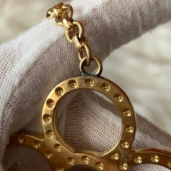 LV Fleur d’Épi Bag Charm / Key Holder ✨ - Picture 11 of 15